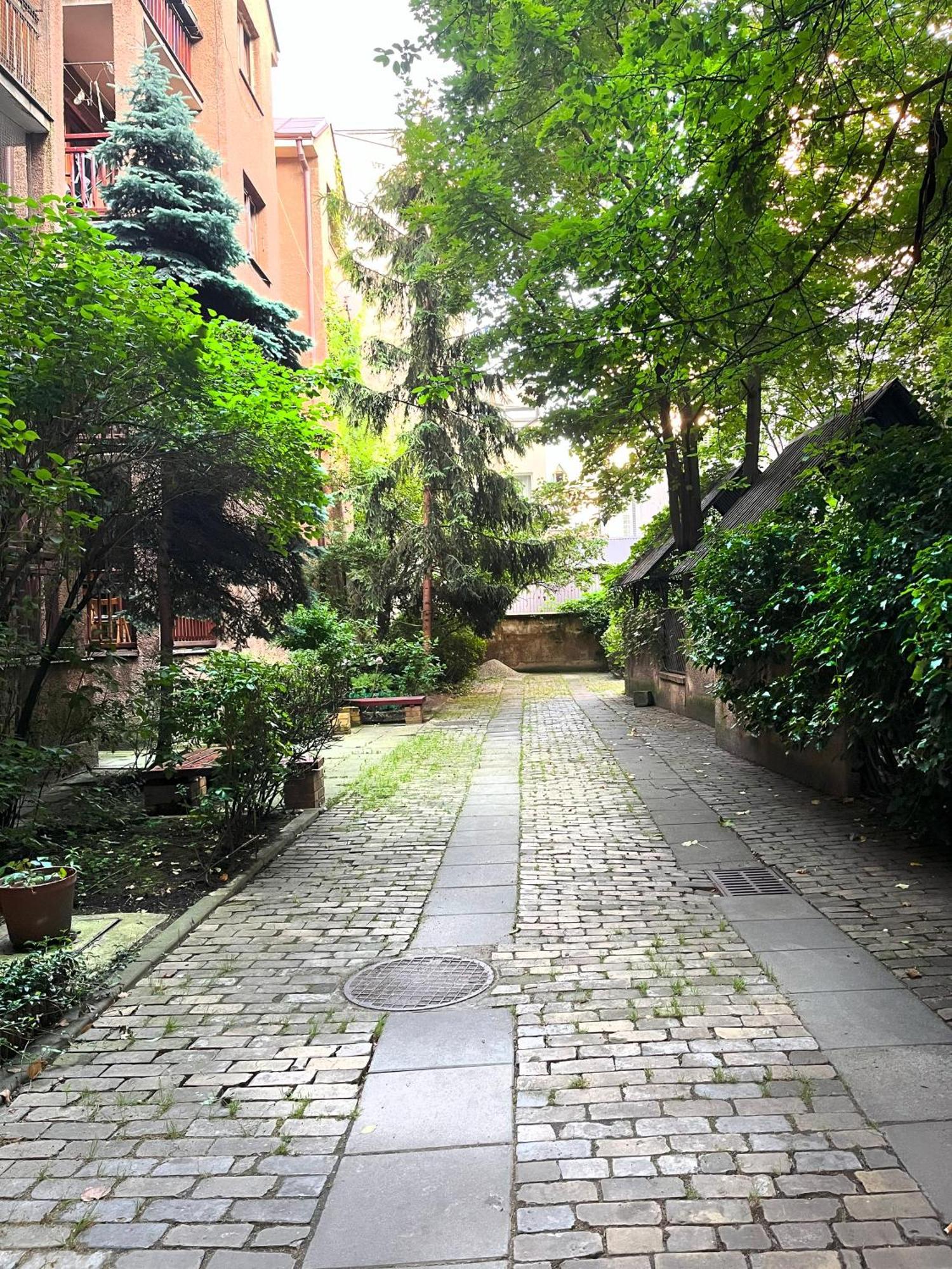 Apartment Large 2 Bedrooms And Living Room, Kazimierz District
